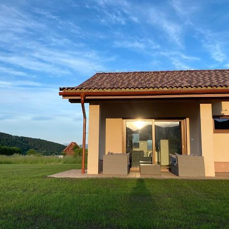 Panorama Home Valča Exterior foto