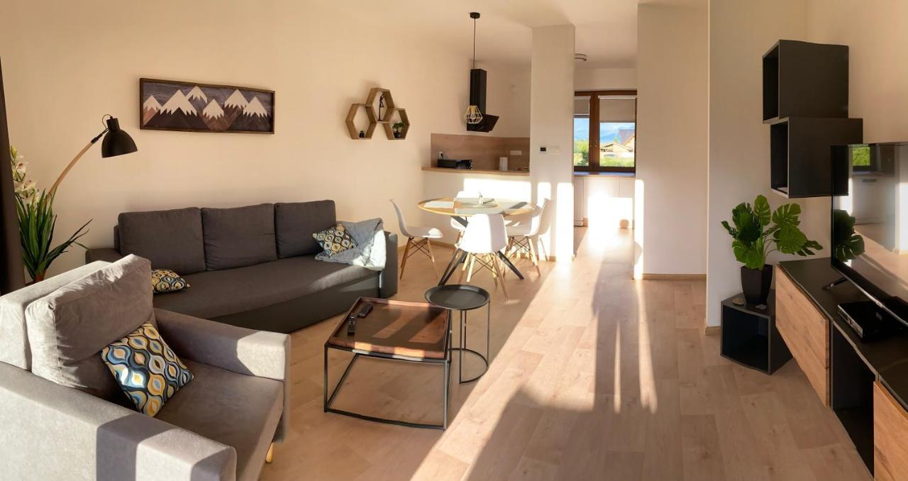 Panorama Home Valča Exterior foto
